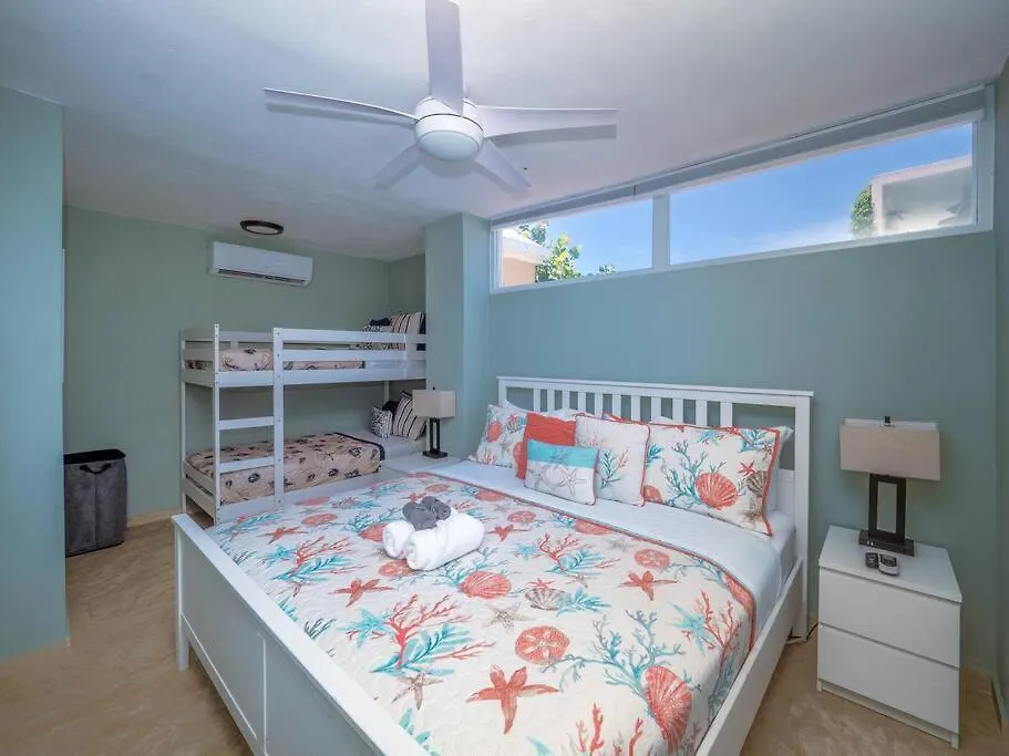 Palm Villa - Amazing Direct Sandy Beach Access Luxury Villa Loiza