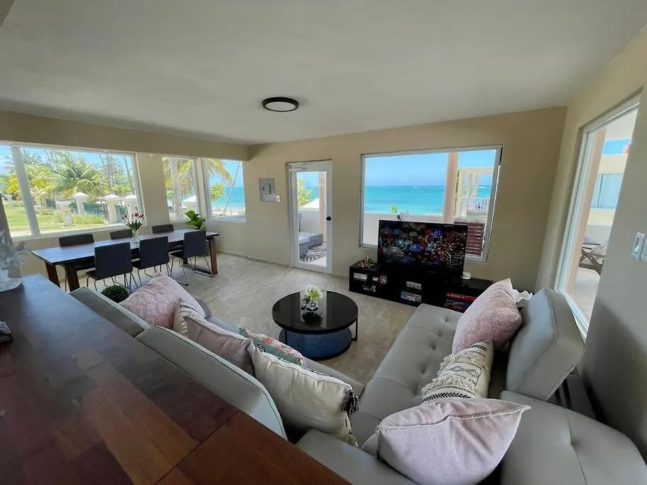 Palm Villa - Amazing Direct Sandy Beach Access Luxury Villa Loiza