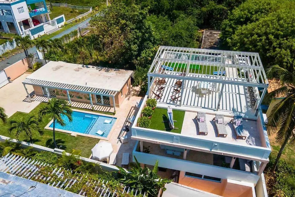 Palm Villa - Amazing Direct Sandy Beach Access Luxury Villa Loiza